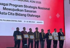 UNJ Diganjar Penghargaan...