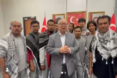 2 WNI Akui Dapat Kekerasan...