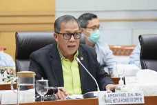 Kecam Pengkaplingan...