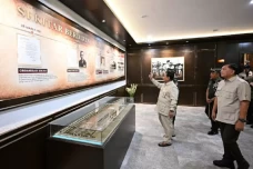 Prabowo Resmikan Museum...