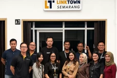 Buka Cabang Semarang,...