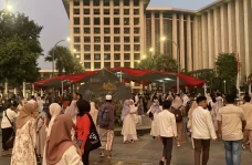Ribuan Jemaah Mulai...