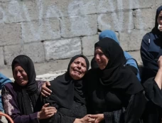 Israel Terus Bombardir...