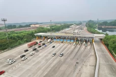 Tol Trans Jawa Ramai...