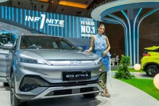 BYD Kenalkan ATTO 3...