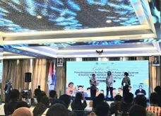 Kemendikdasmen Gandeng...
