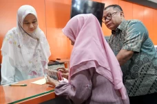 Hari Pertama Penyaluran,...