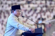 Prabowo Usai Copot 3...