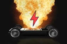 Kasus Mobil Listrik...