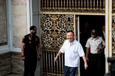 Bebas dari Penjara,...