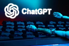 ChatGPT Jadi Aplikasi...