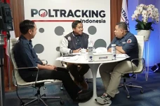 Poltracking Temukan...