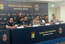 Roy Suryo dan Dokter...