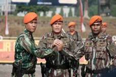 Tongkat Komando di Kopasgat...
