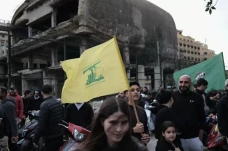 Hizbullah Peringatkan...