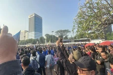 Massa Mahasiswa Gelar...