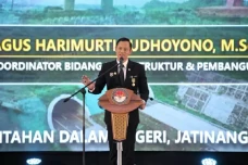 Kuliah Umum di IPDN,...