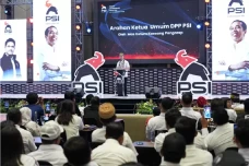 Kaesang Kaget Foto Jokowi...