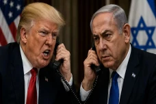 Trump Caci Maki Netanyahu:...