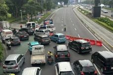Jalan Jenderal Sudirman...