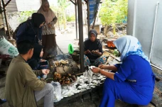 SIG Berdayakan UMKM...