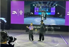 World Tour 2026, Kyrie...