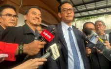 Dengarkan Keterangan...