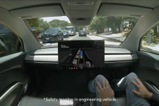 Tesla Cybercab, Mobil...