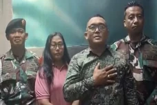 Ngaku Tentara saat Ditegur...