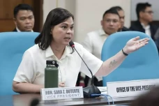 Sidang Pemakzulan Digelar,...