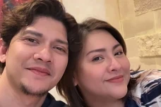 Audy Item Hamil Anak...
