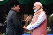 Prabowo Cerita di Depan...
