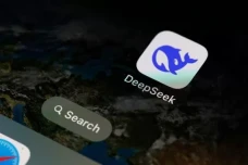 DeepSeek Siap Kembangkan...