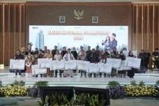 Fokus Tumbuh Berkelanjutan,...