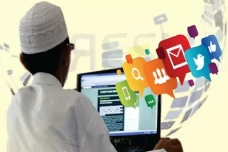 Hukum Ngaji Online Menurut...