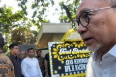 Mengenang Rachmat Gobel,...