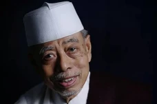 KH Hasanuddin Kriyani...