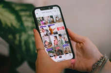 TikTok Tingkatkan Transparansi...