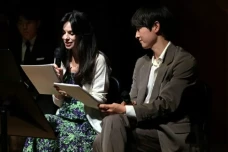 Benarkah Song Joong...