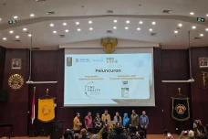 Bio Farma Luncurkan...