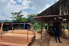 Polda Riau Bongkar Sawmill...