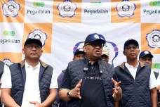 MengEmaskan Indonesia,...