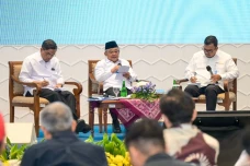 Perluas Akses Pendidikan,...