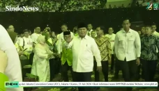 Prabowo dan Gibran Hadiri...