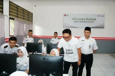 Dukung Vokasi, LG Hadirkan...