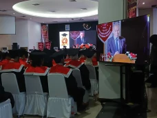 Wisuda XIX Indonesia...