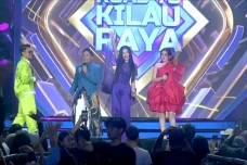Denada Seru-Seruan Bareng...