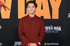 Tom Holland Beri Sinyal...