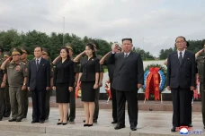 Kim Jong-un Ajak Putrinya...