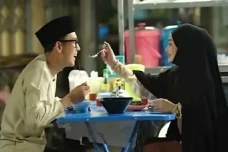 Adab Suami Istri agar...